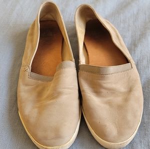 Frye Melanie suede slip on